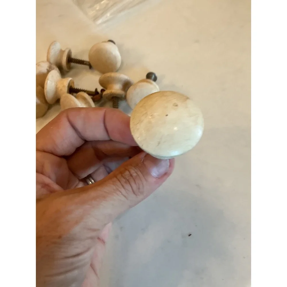 Vintage 10 Wooden Dresser Drawer Knobs Cabinet Door Pulls Round Hard Wood